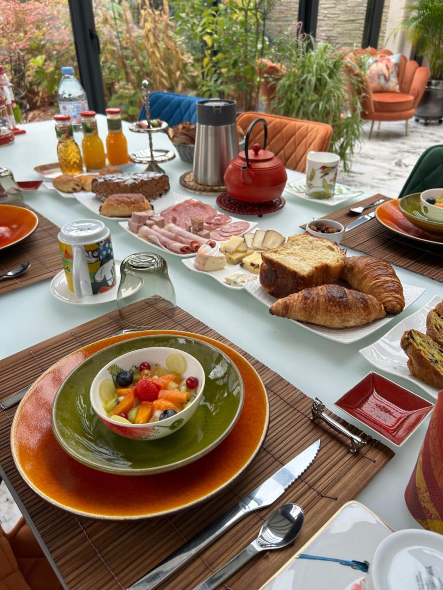 Les Suites Champenoises Танкю Екстериор снимка